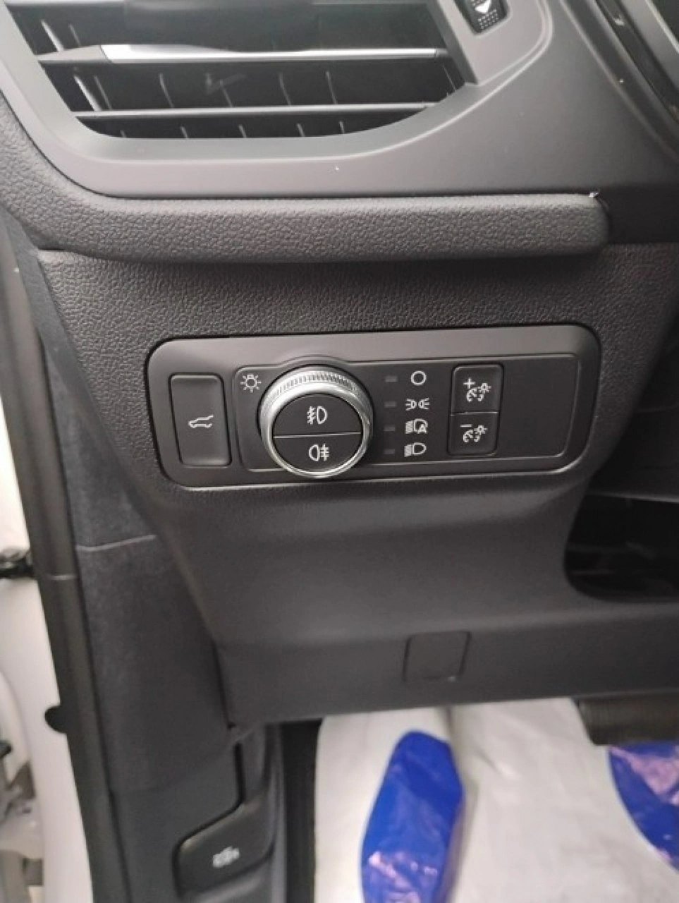 Ford Kuga - Zdjęcie 11