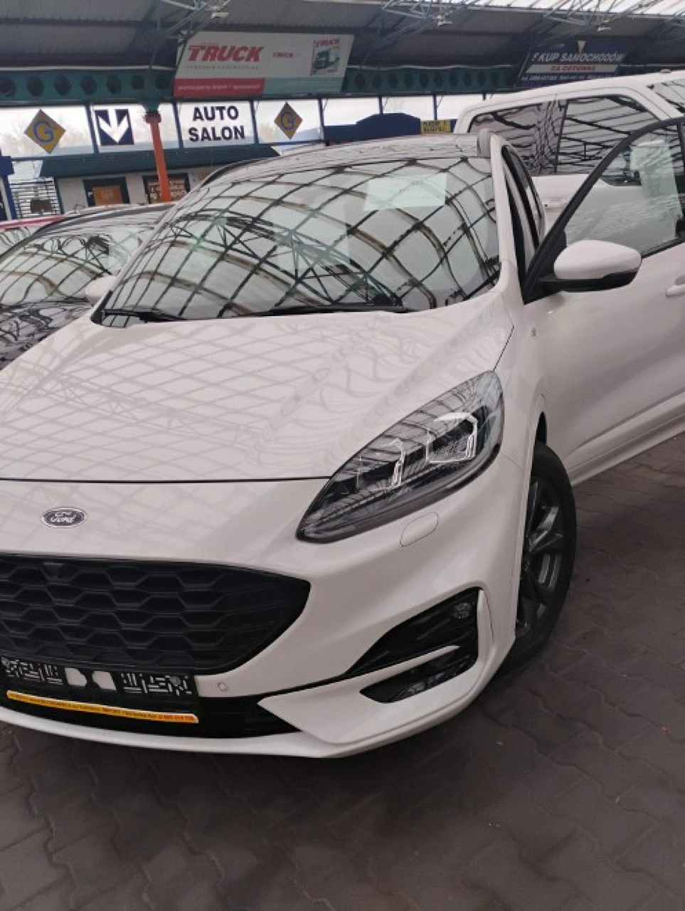 Ford Kuga - Zdjęcie 1