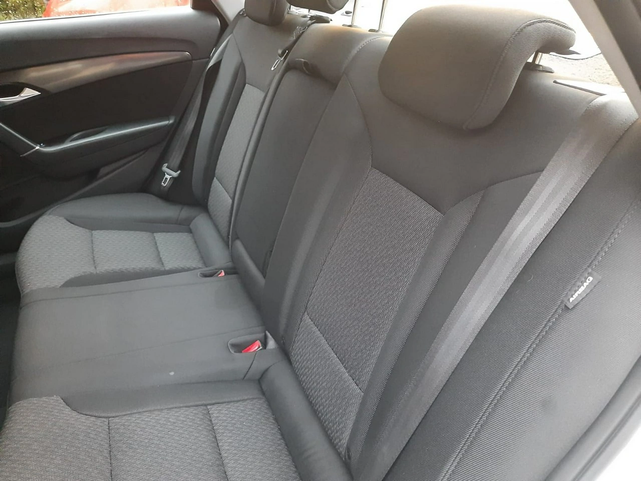 Hyundai i40 - Zdjęcie 20