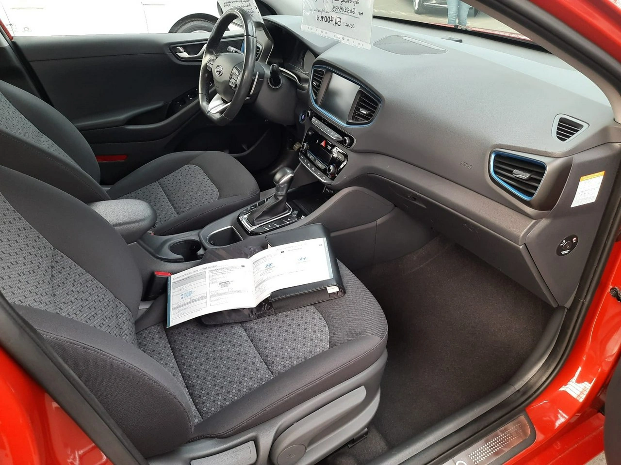 Hyundai IONIQ - Zdjęcie 30