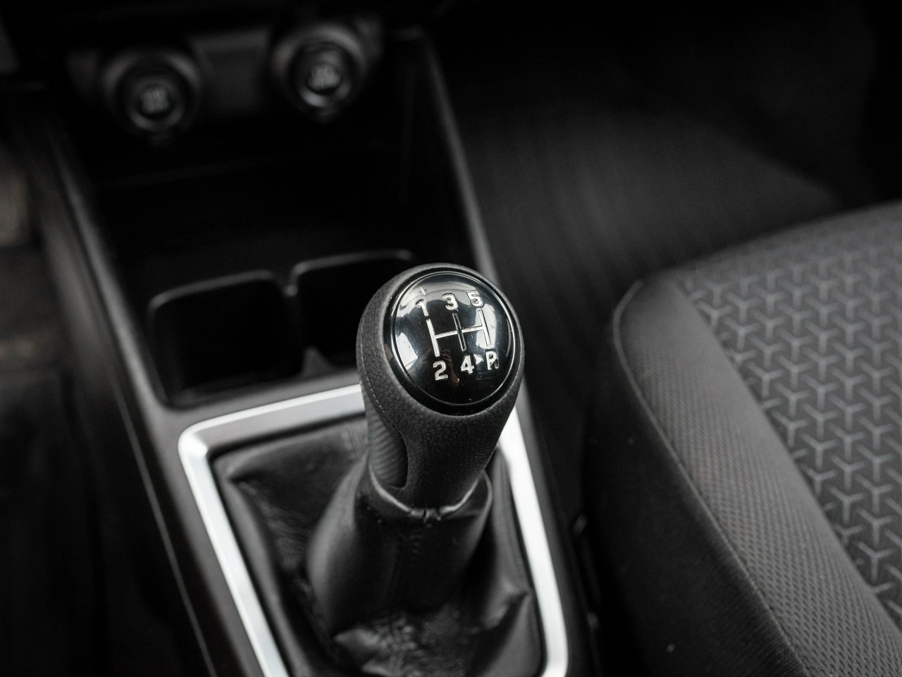Suzuki Swift - Zdjęcie 12