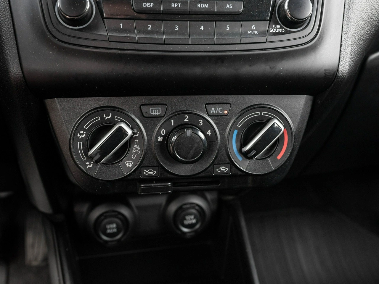 Suzuki Swift - Zdjęcie 13