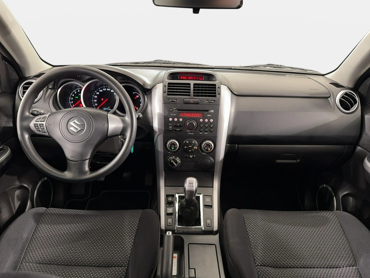Suzuki Grand Vitara - Zdjęcie 13