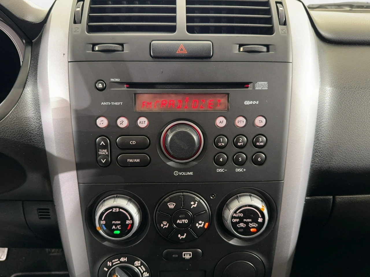 Suzuki Grand Vitara - Zdjęcie 18