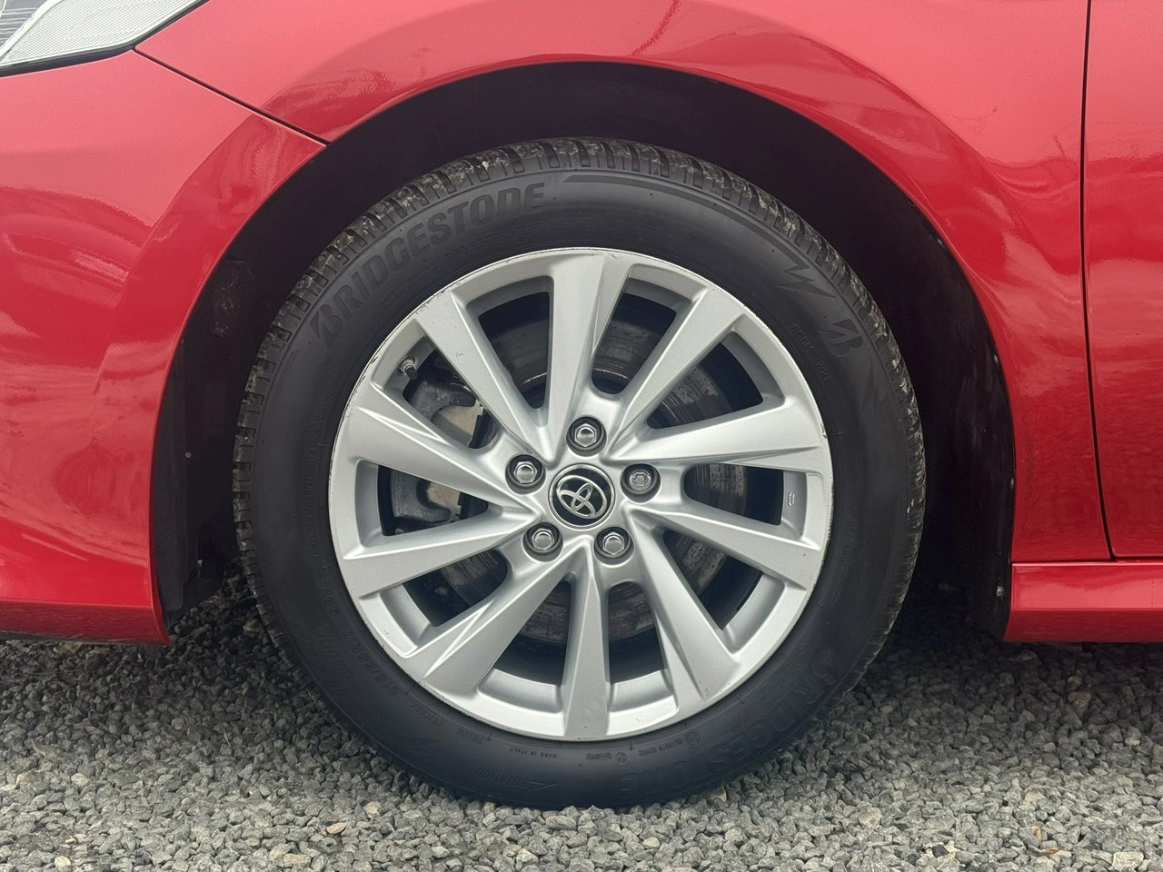 Toyota Camry - Zdjęcie 14