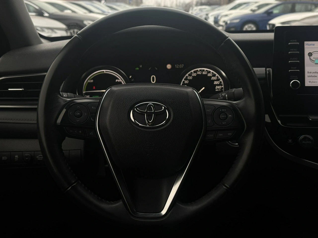 Toyota Camry - Zdjęcie 19