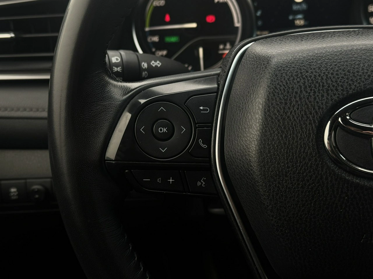 Toyota Camry - Zdjęcie 26