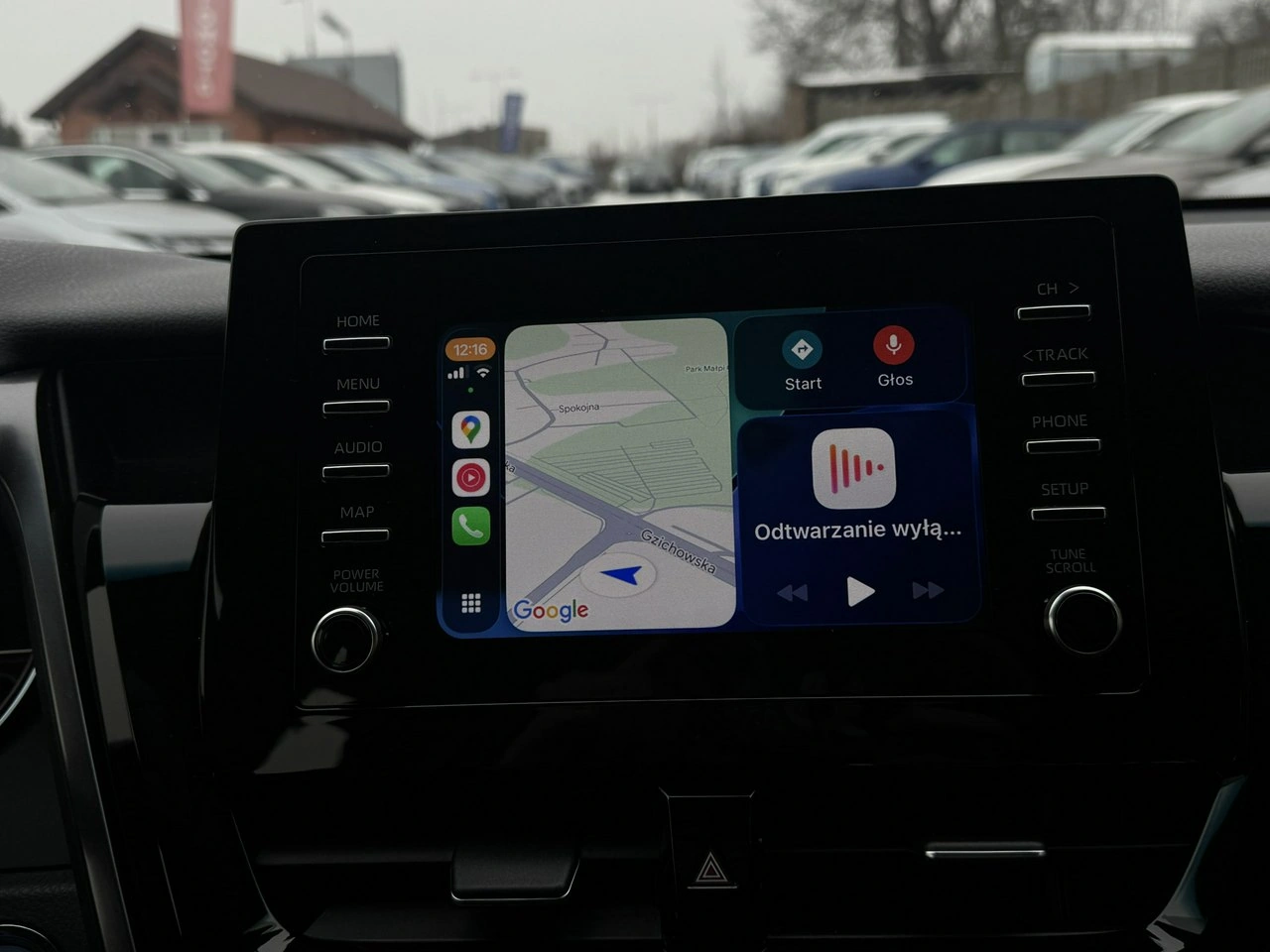 Toyota Camry - Zdjęcie 36