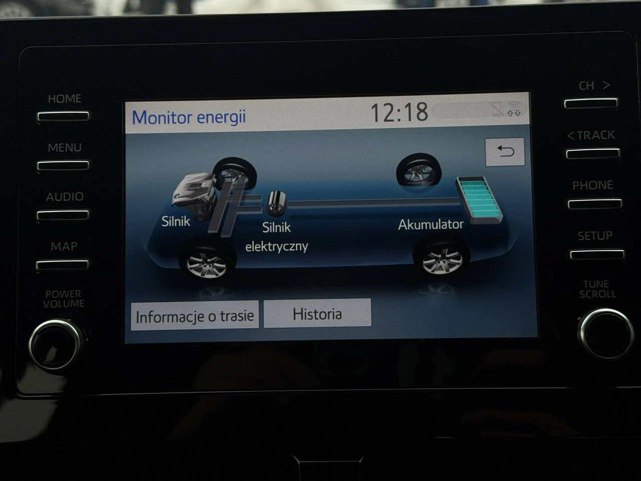 Toyota Camry - Zdjęcie 38