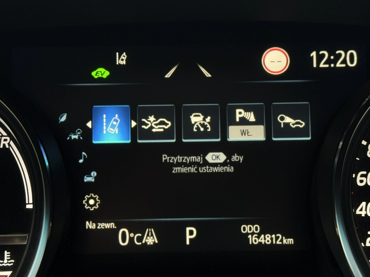 Toyota Camry - Zdjęcie 39