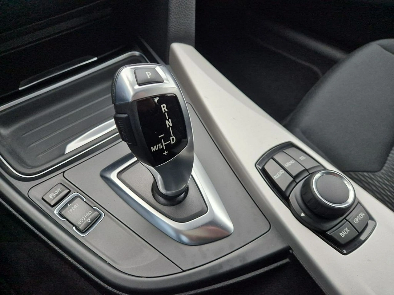 BMW 320 - Zdjęcie 8