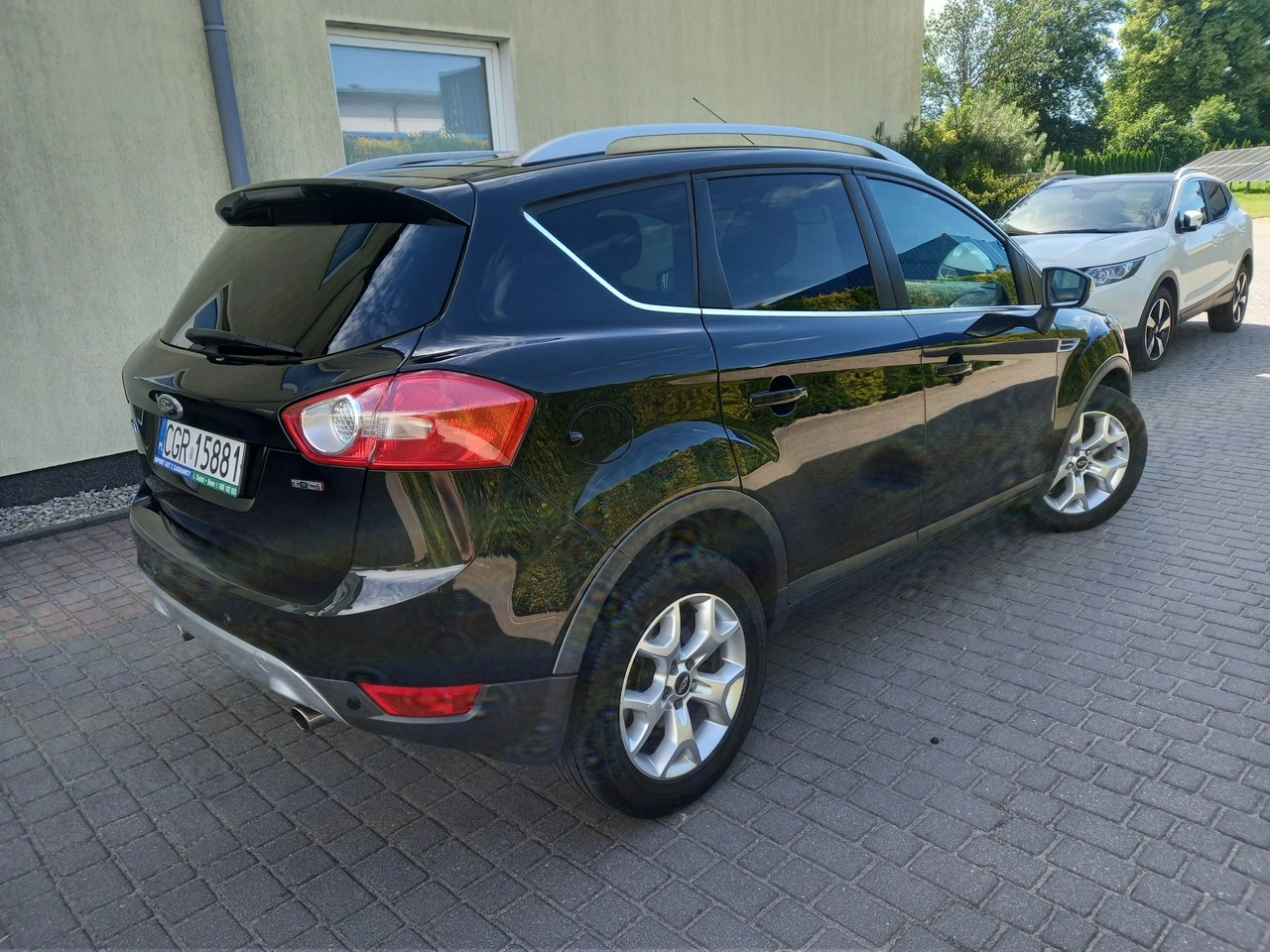 Ford Kuga - Zdjęcie 4
