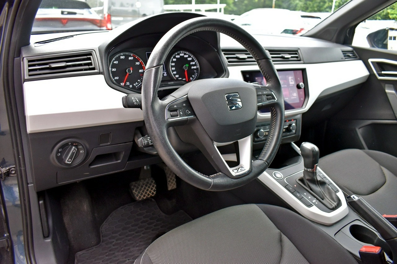 Seat Arona - Zdjęcie 9