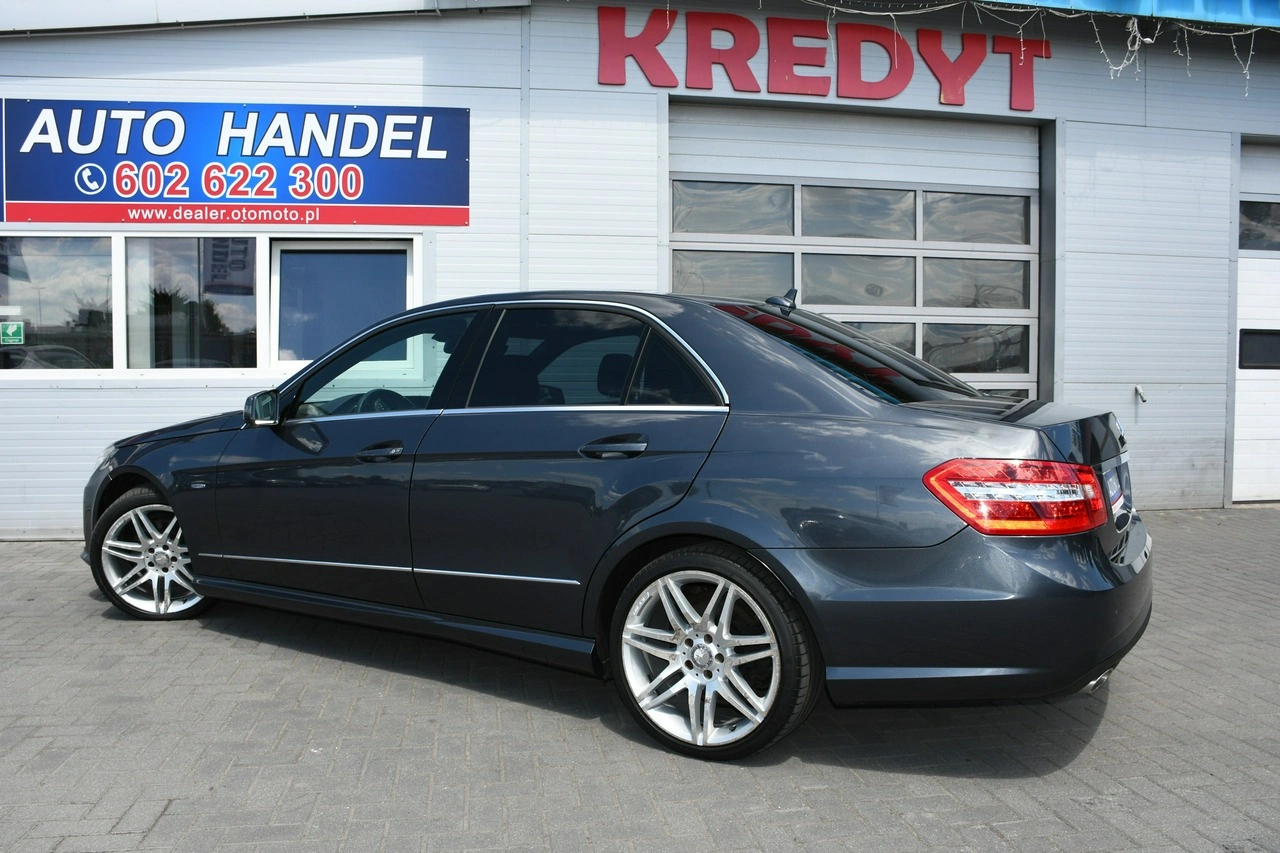 Mercedes E 220 - Zdjęcie 10