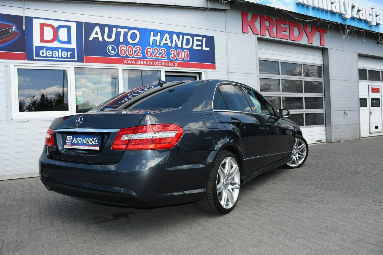 Mercedes E 220 - Zdjęcie 15