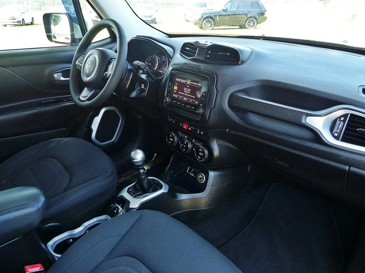 Jeep Renegade - Zdjęcie 23