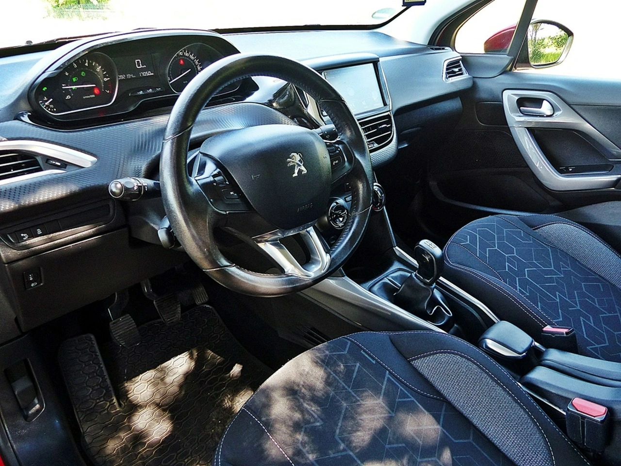 Peugeot 2008 - Zdjęcie 17