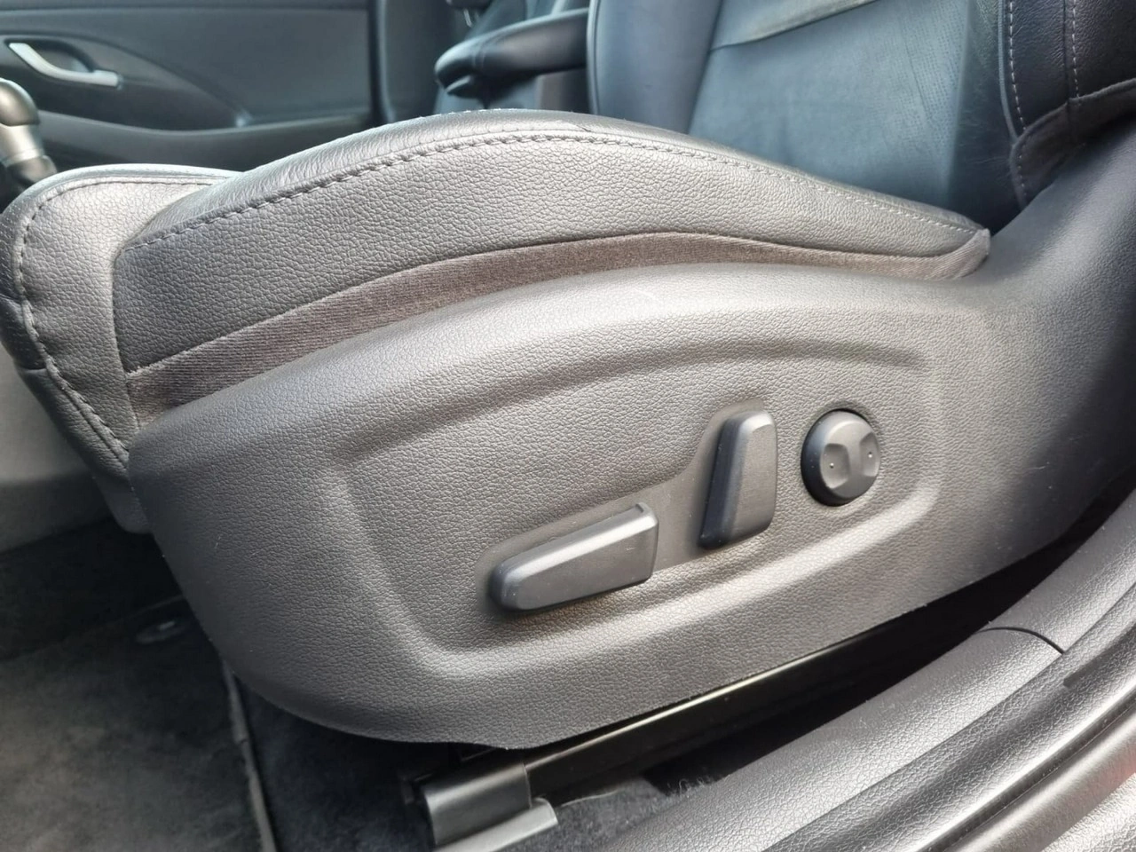Hyundai i30 - Zdjęcie 18