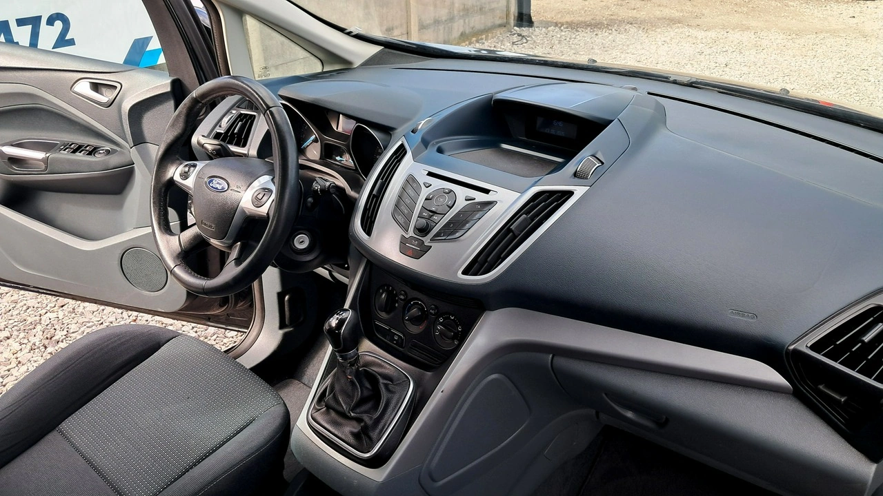 Ford Grand C-MAX - Zdjęcie 16