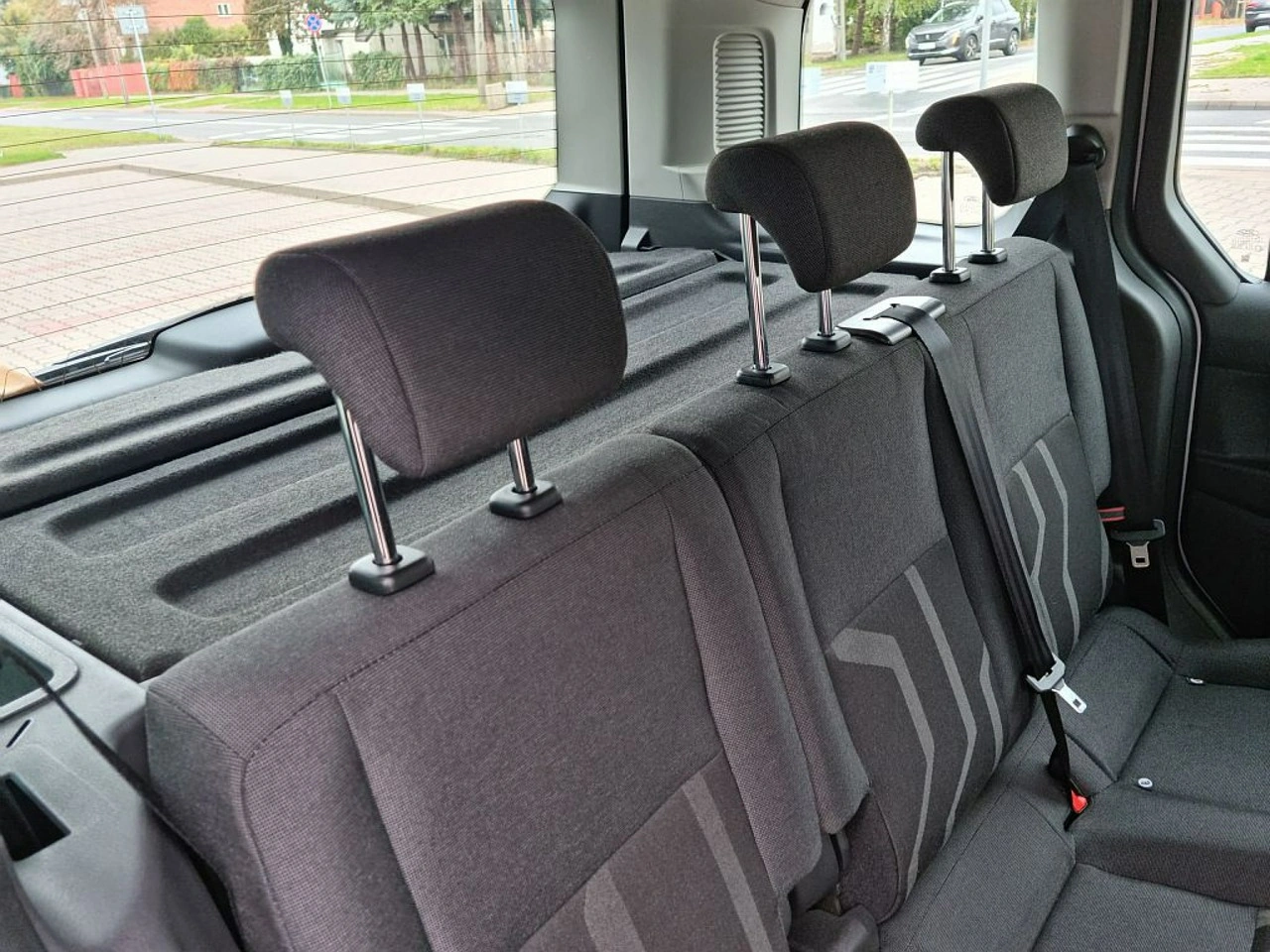 Ford Tourneo Connect - Zdjęcie 20