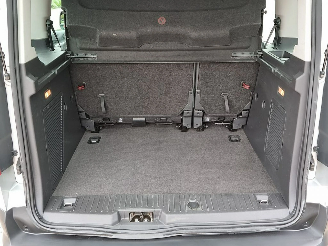 Ford Tourneo Connect - Zdjęcie 22