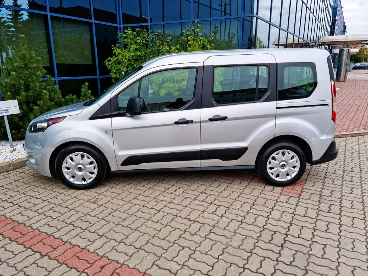 Ford Tourneo Connect - Zdjęcie 1