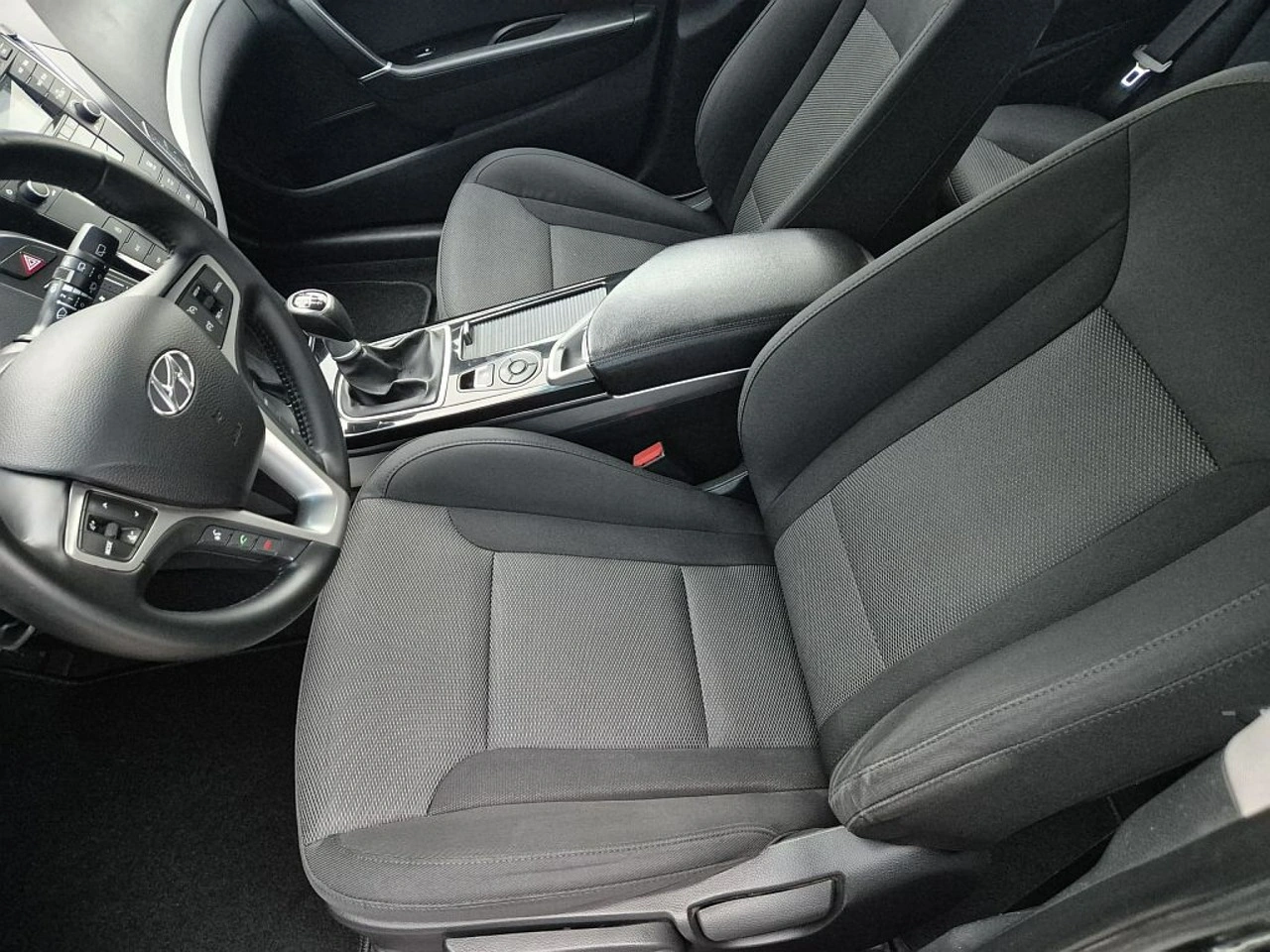 Hyundai i40 - Zdjęcie 7