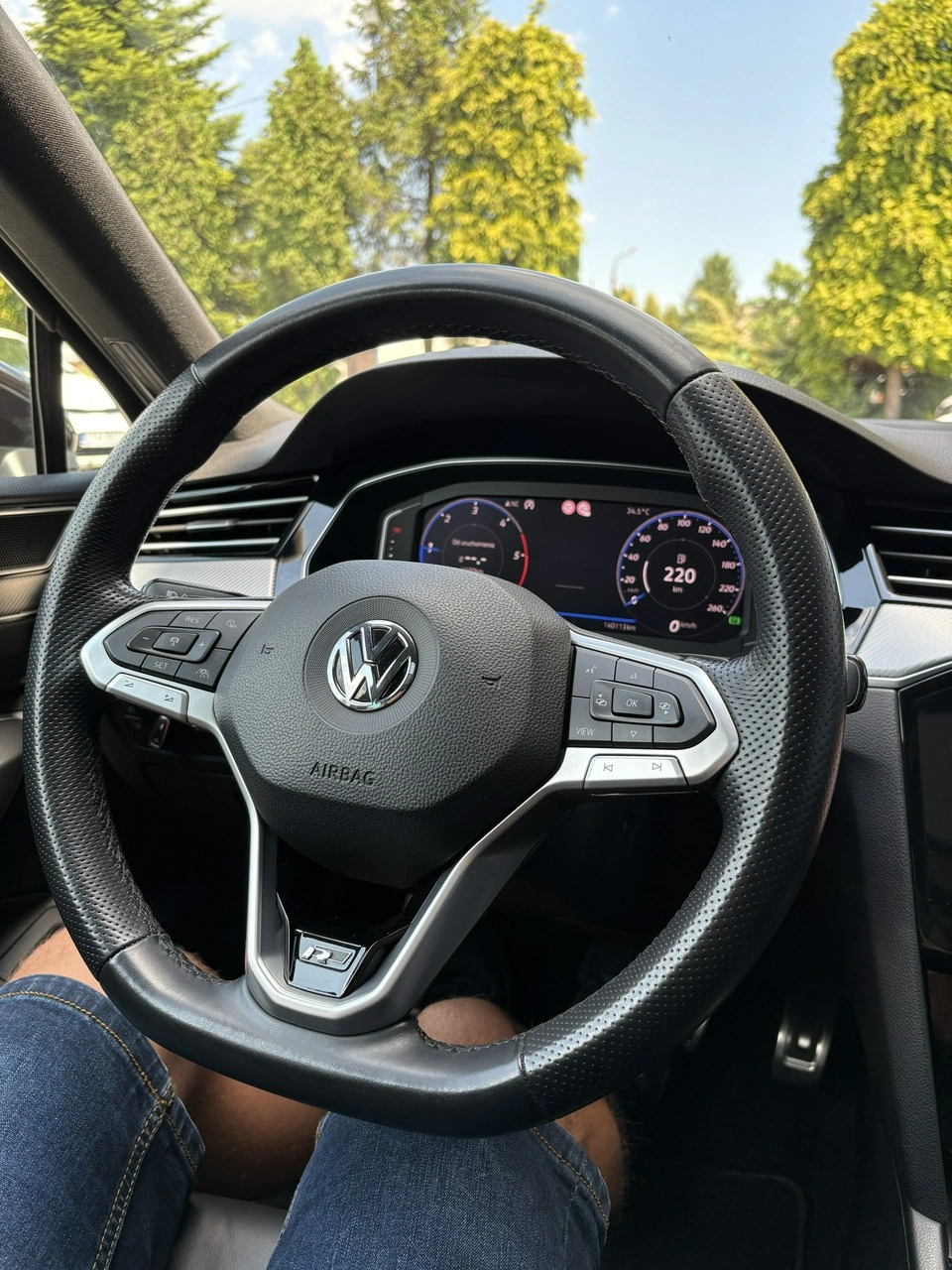 Volkswagen Passat - Zdjęcie 22