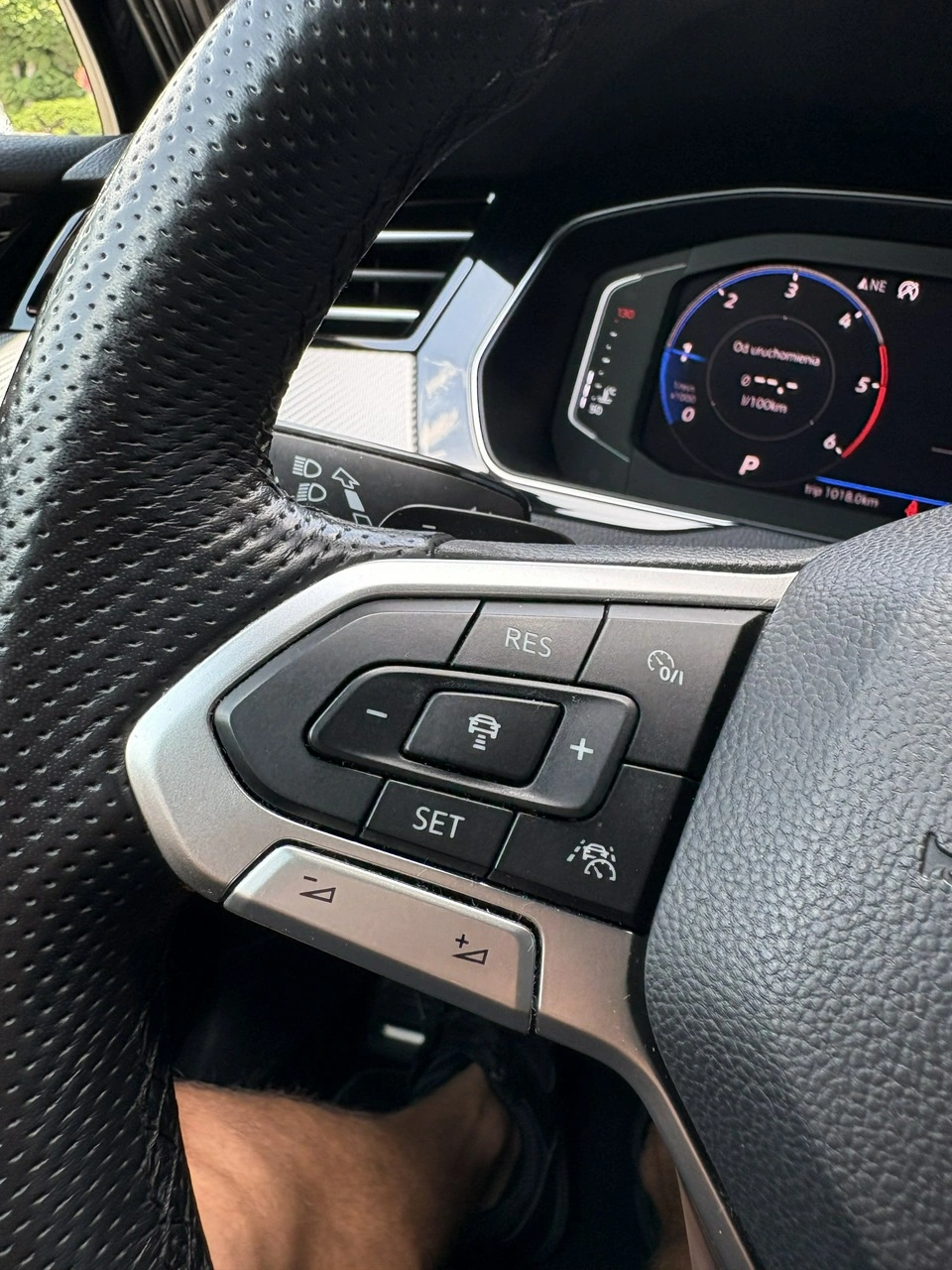 Volkswagen Passat - Zdjęcie 24