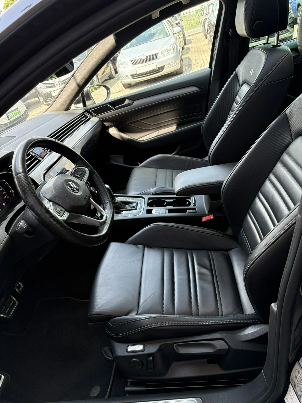 Volkswagen Passat - Zdjęcie 13