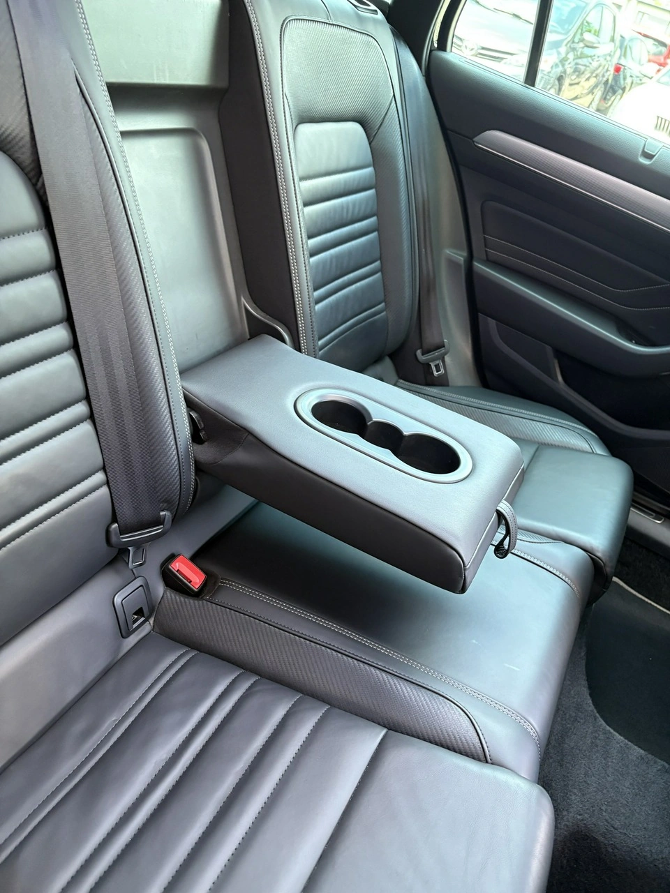 Volkswagen Passat - Zdjęcie 18