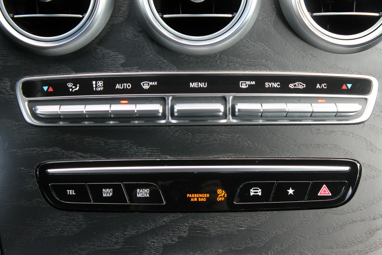 Mercedes GLC 300 - Zdjęcie 19