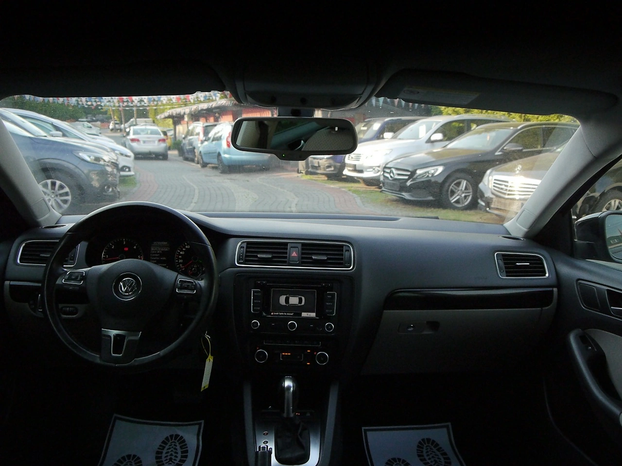 Volkswagen Jetta - Zdjęcie 18