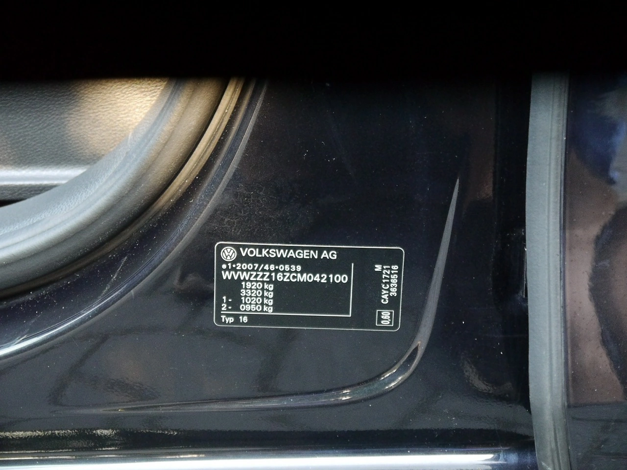 Volkswagen Jetta - Zdjęcie 36