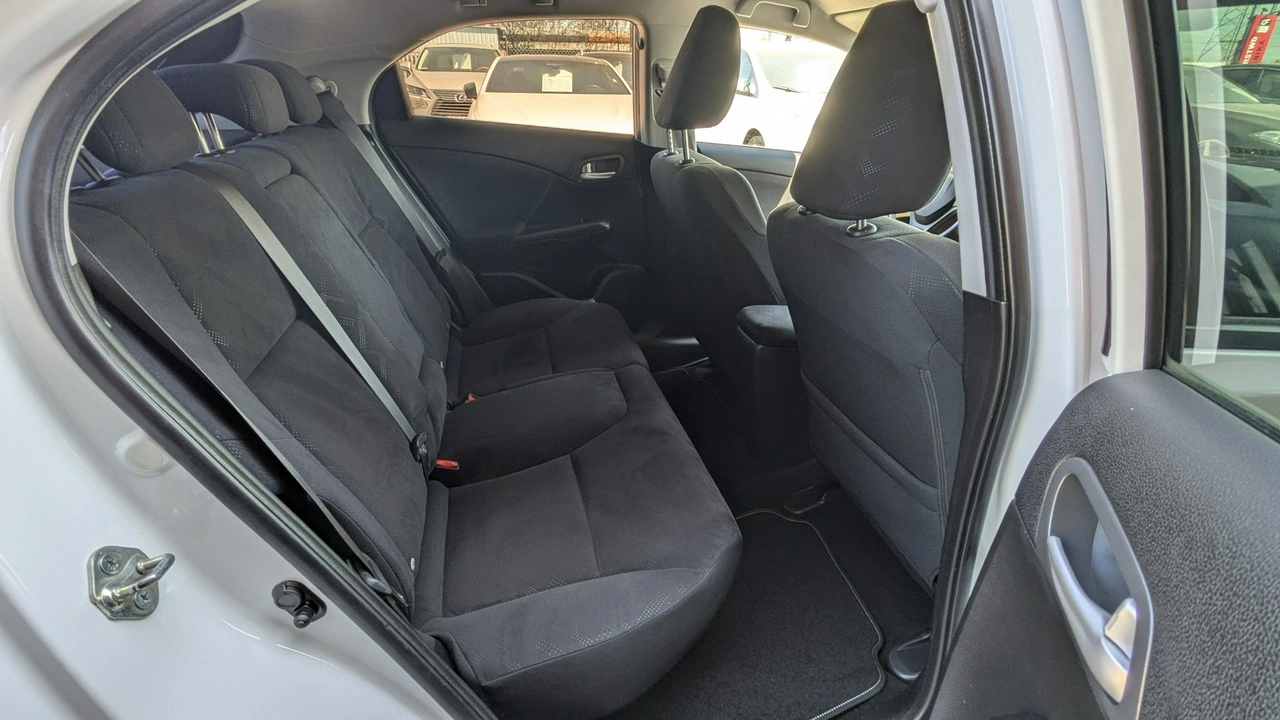Honda Civic - Zdjęcie 17
