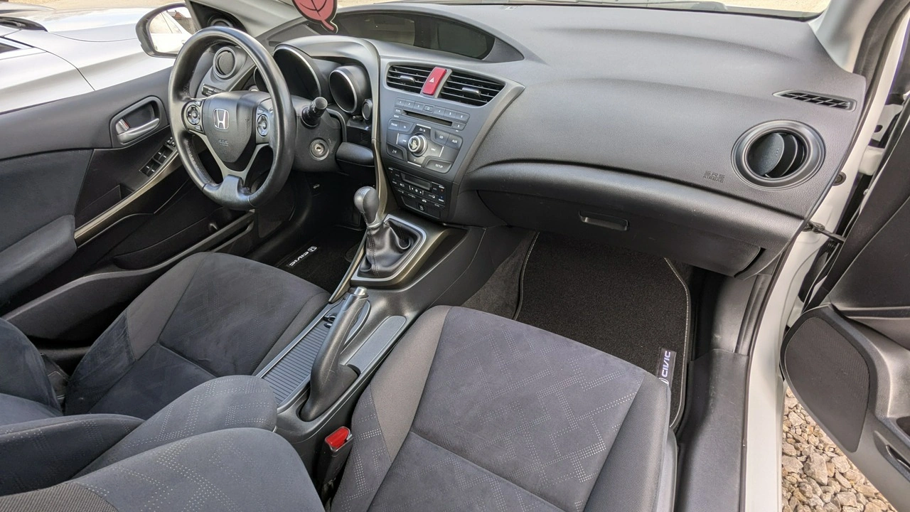 Honda Civic - Zdjęcie 19