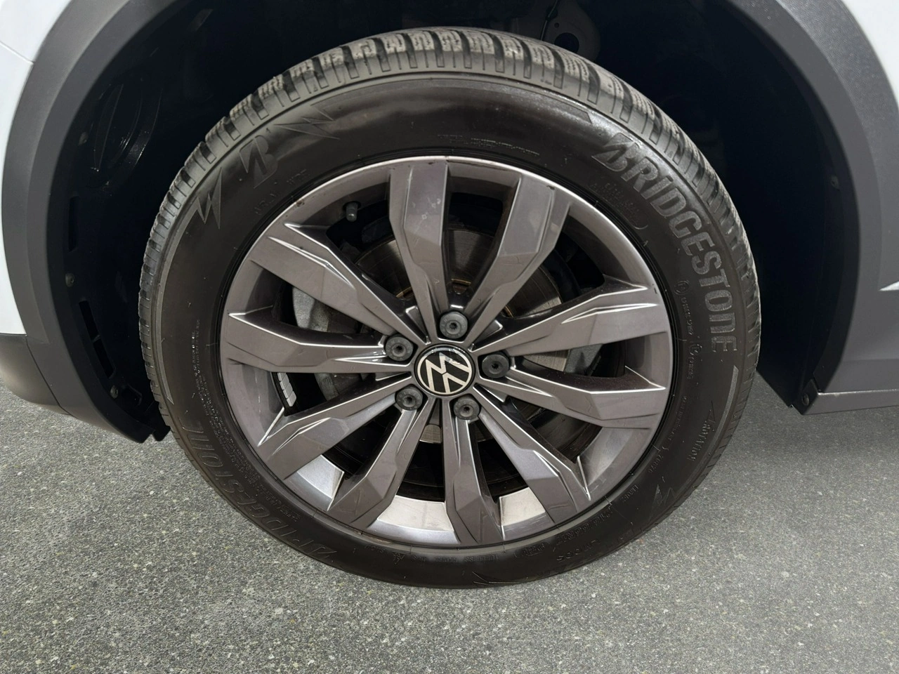 Volkswagen T-Roc - Zdjęcie 9
