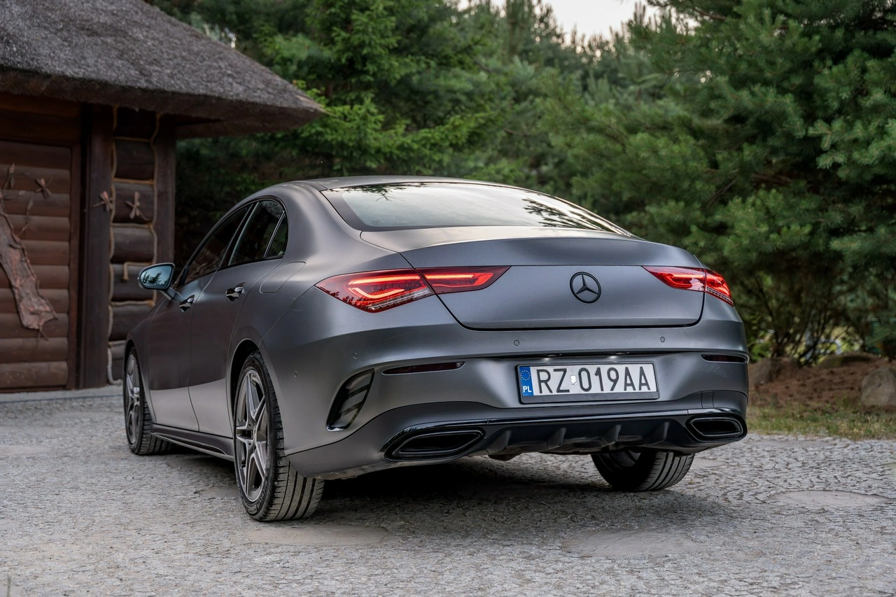 Mercedes CLA 180 - Zdjęcie 10