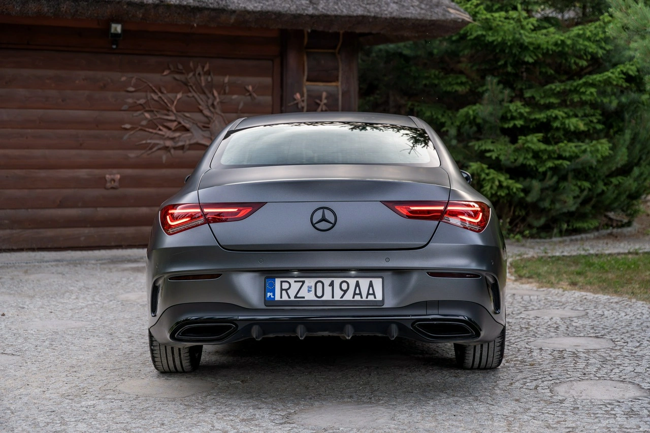 Mercedes CLA 180 - Zdjęcie 14