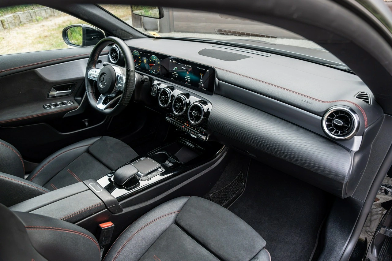 Mercedes CLA 180 - Zdjęcie 49