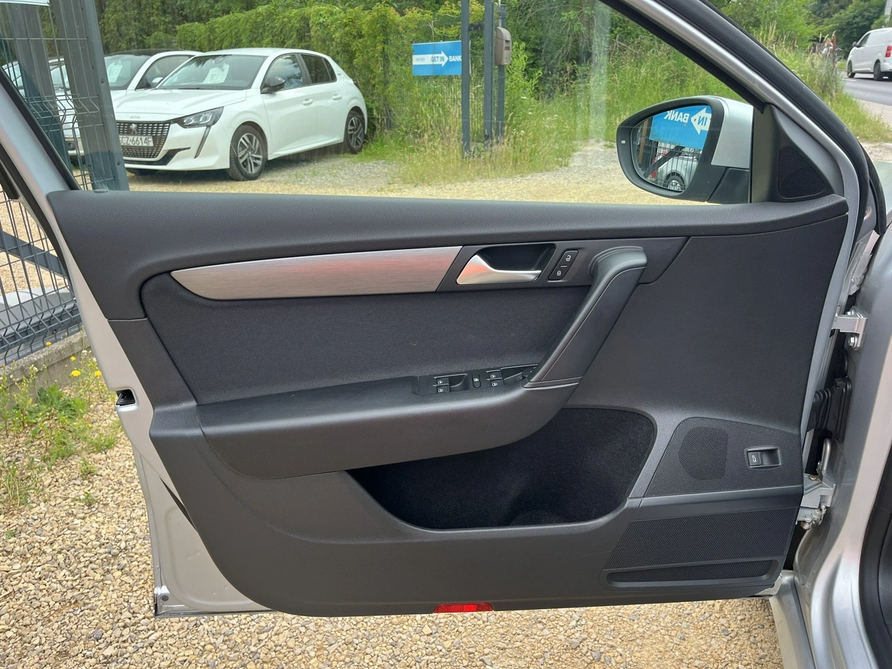 Volkswagen Passat - Zdjęcie 10