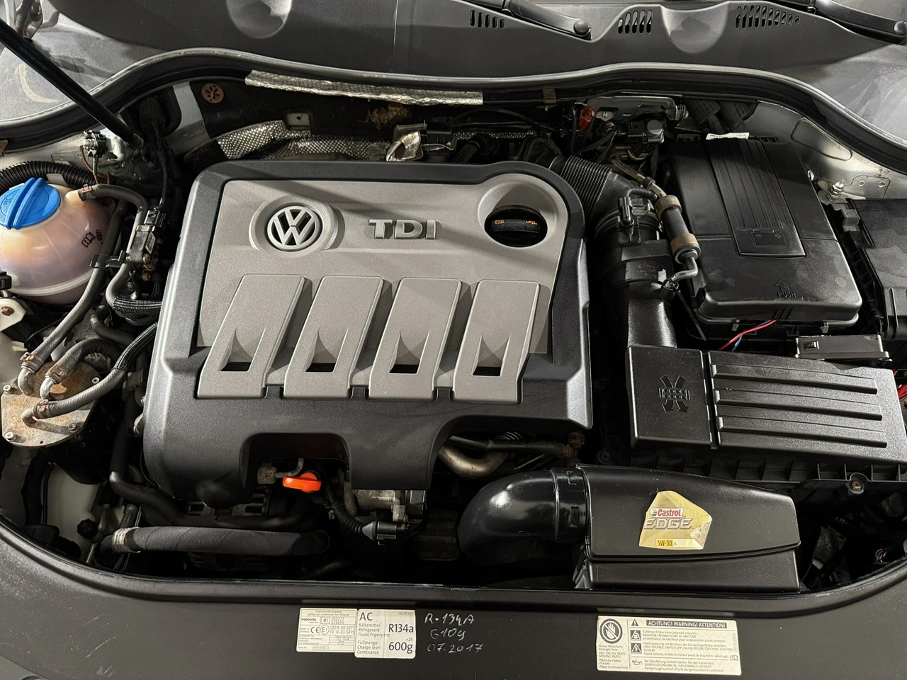 Volkswagen Passat Variant - Zdjęcie 23