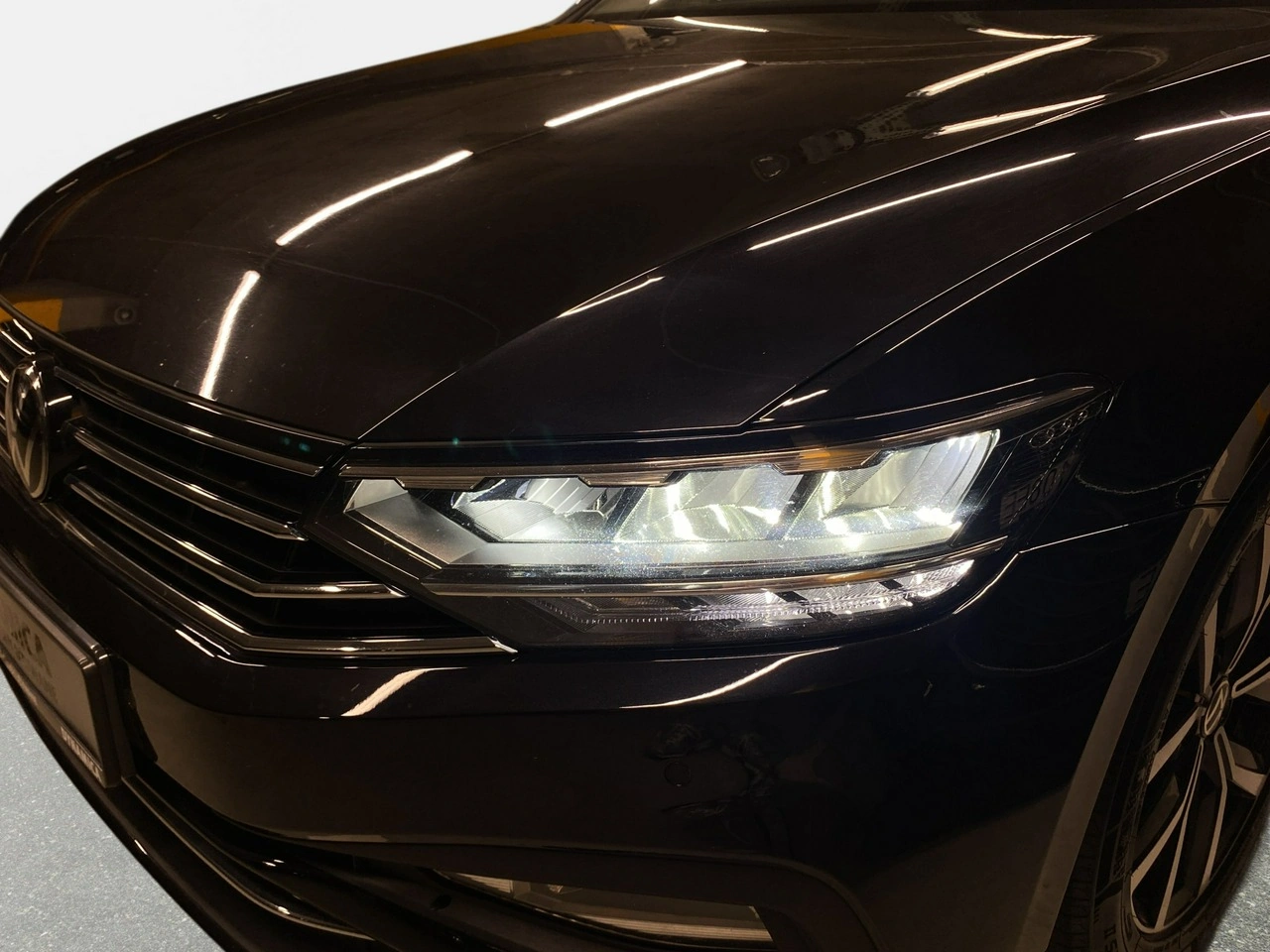 Volkswagen Passat Variant - Zdjęcie 8