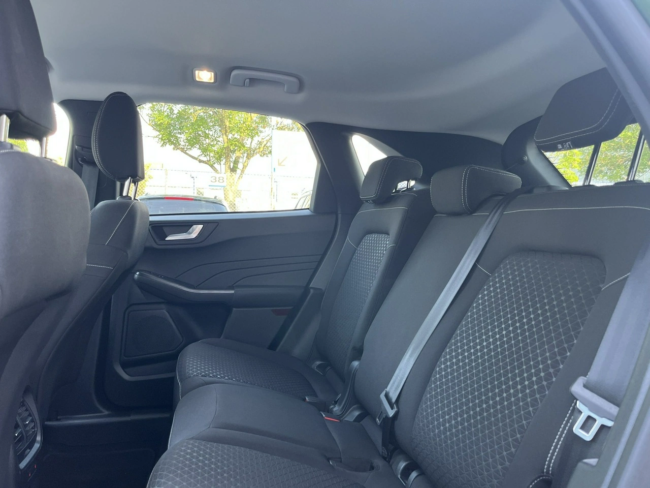 Ford Kuga - Zdjęcie 20
