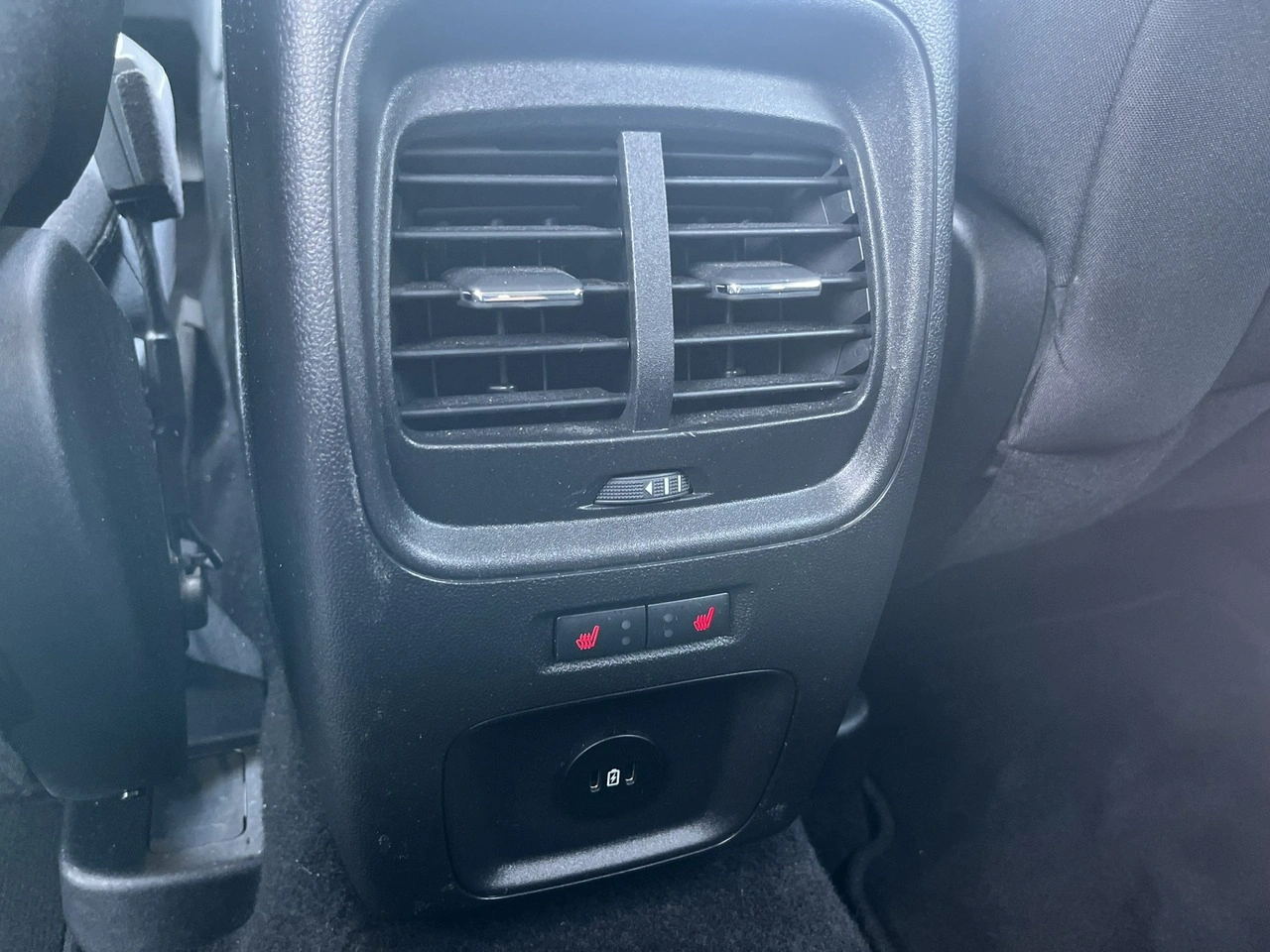 Ford Kuga - Zdjęcie 22