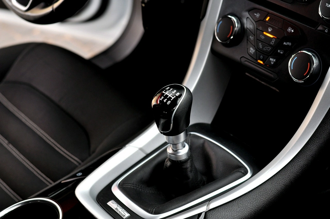 Ford Mondeo - Zdjęcie 14