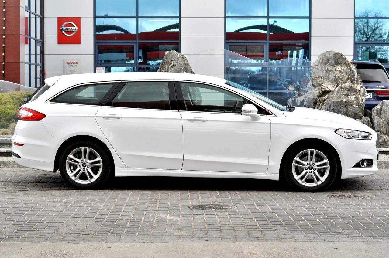 Ford Mondeo - Zdjęcie 31