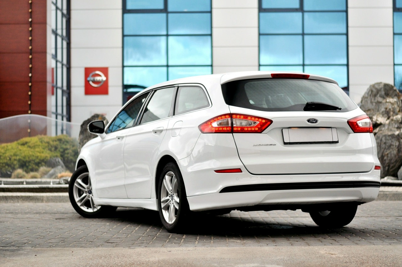 Ford Mondeo - Zdjęcie 33
