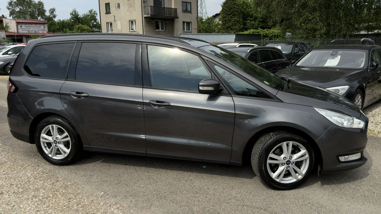 Ford Galaxy - Zdjęcie 4