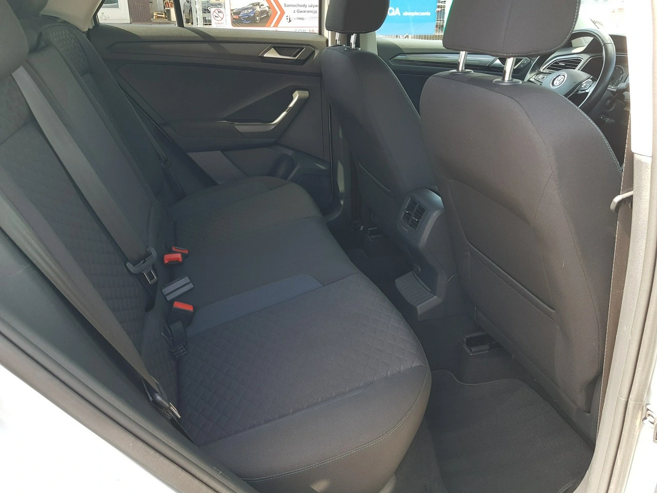 Volkswagen T-Roc - Zdjęcie 15